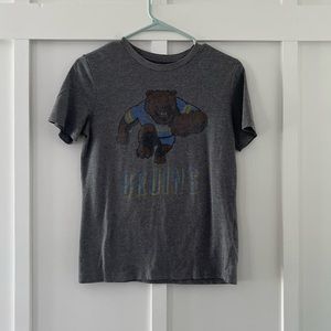 UCLA BRUINS UNIVERSITY OF CALIFORNIA AT LOS ANGELES VINTAGE T-SHIRT